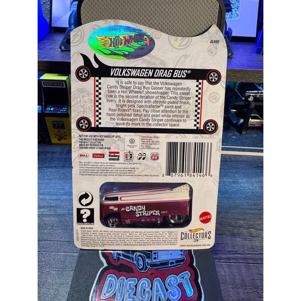 Hot Wheels RLC Volkswagen Drag Bus Candy Striper Pink Logo variant numbered 3866